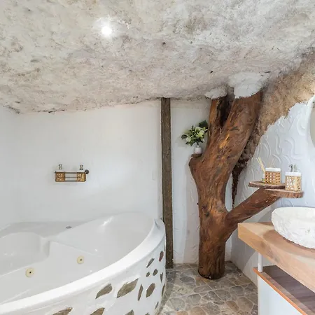 Preciosa Cueva Alma Ideal Parejas Arafo